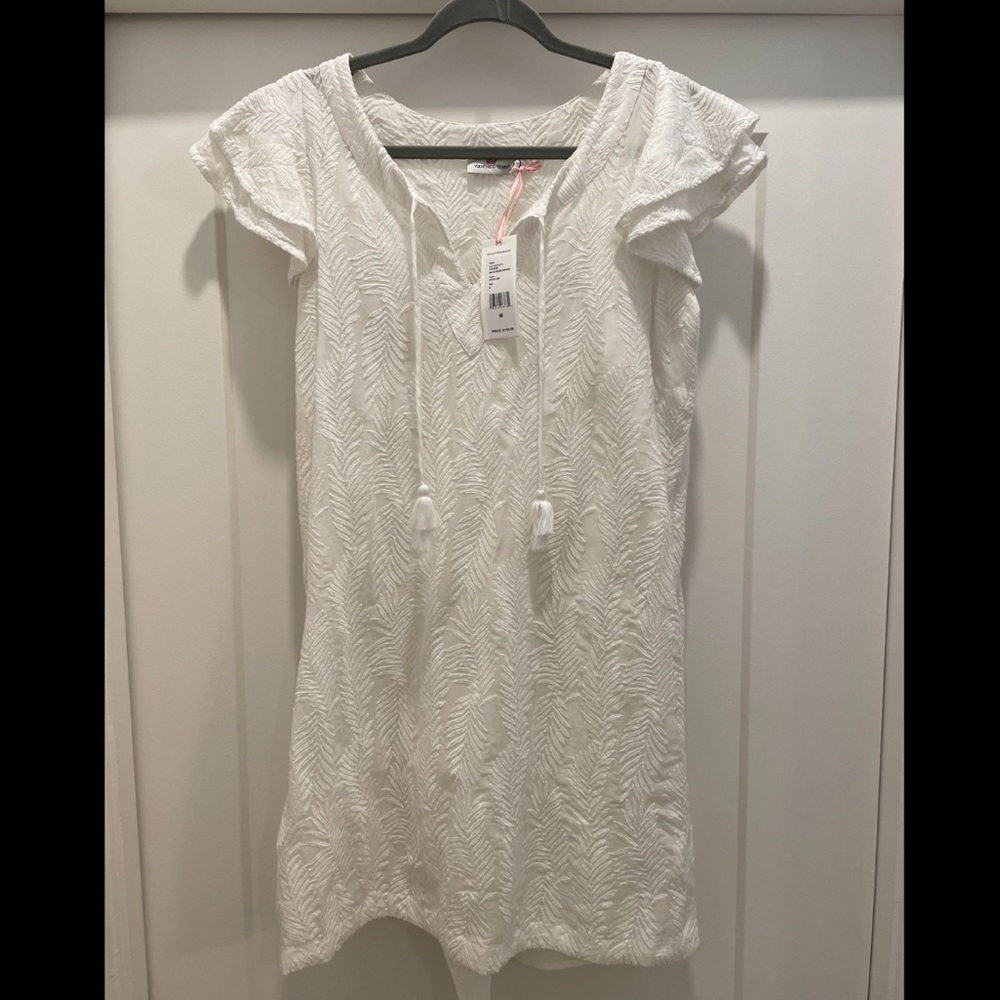 Vineyard Vines White Tunic Dress. Size Medium. Tags still on.
